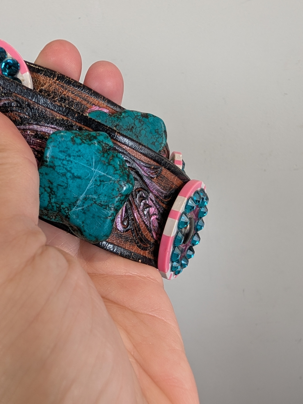 Women s Turquoise & Pink Decorative Leather Western Belt - Picture 2 of 5
